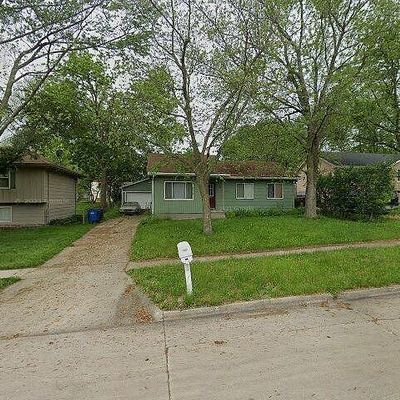 3608 E 40 Th St, Des Moines, IA 50317