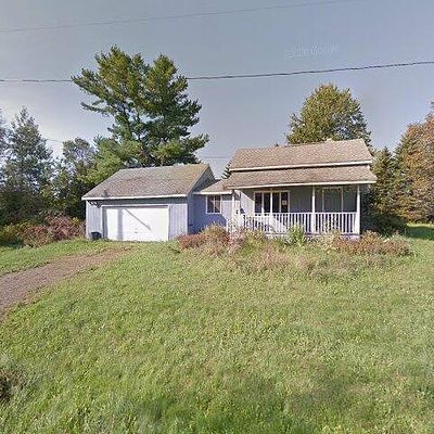 37 Paddy Lake Rd, Fulton, NY 13069