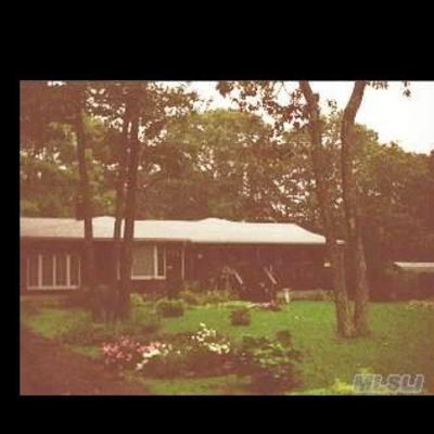 373 Smith Rd, Shirley, NY 11967