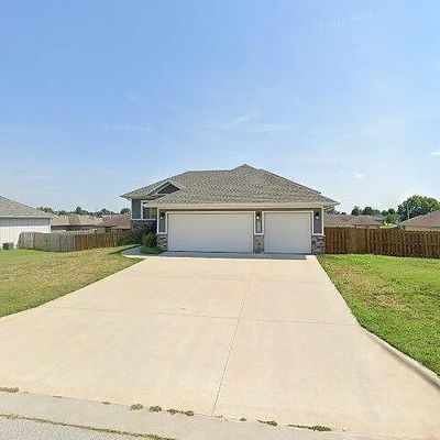 4528 W Cloverleaf Ter, Battlefield, MO 65619