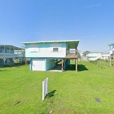 4135 Liberty Dr, Galveston, TX 77554