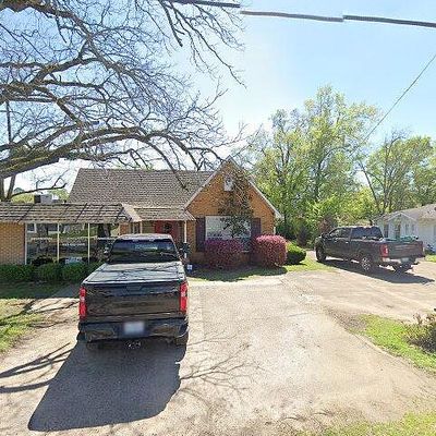 417 W Panola St, Carthage, TX 75633