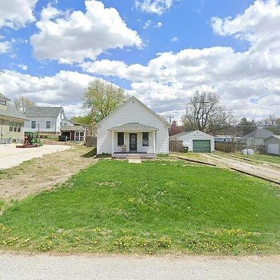 421 Sherman Ave, Nehawka, NE 68413