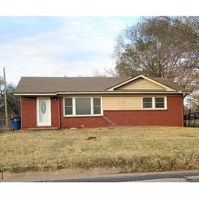 424 W 3 Rd St, Udall, KS 67146