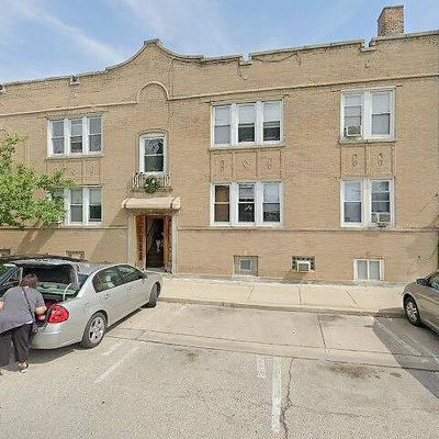 4338 W Barry Ave, Chicago, IL 60641