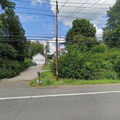 435 E State St, Granby, MA 01033