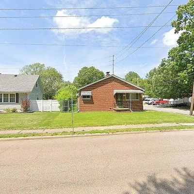 523 N 17 Th St, Belleville, IL 62226