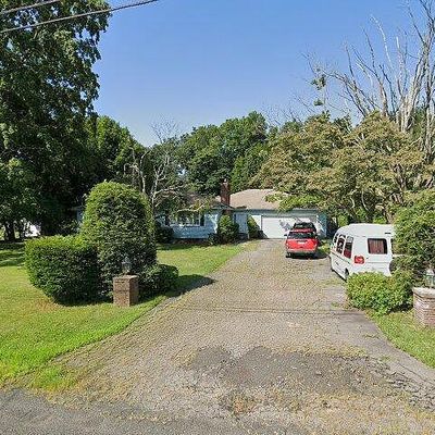 530 Ferry Rd, Orange, CT 06477