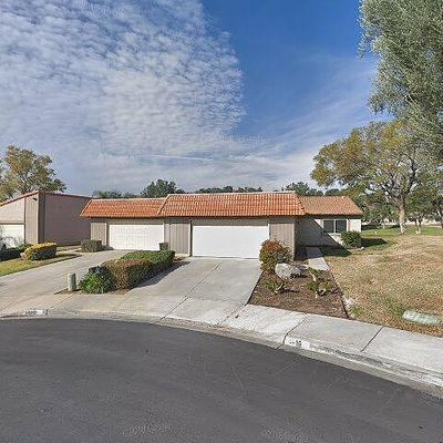 5600 Falling Leaf Ln, Jurupa Valley, CA 92509