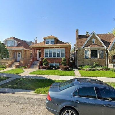 5736 W Eddy St, Chicago, IL 60634