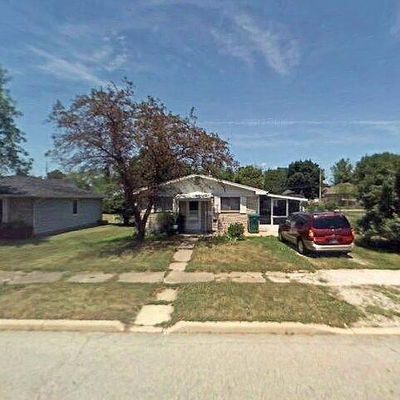 512 E Walnut St, Greentown, IN 46936