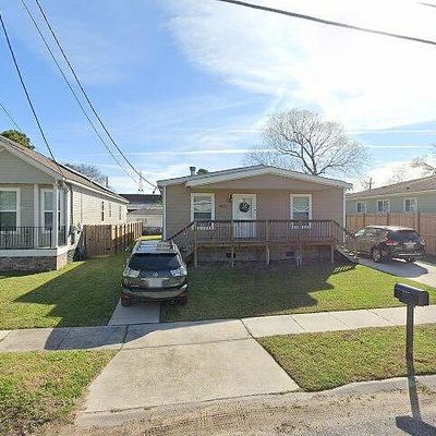 5121 Metropolitain Drive, New Orleans, LA 70126