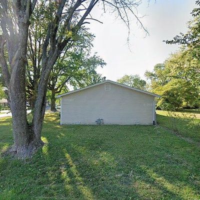 627 Monica Dr, Belleville, IL 62223