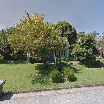 63 Claremont Ave, Hampton, VA 23661