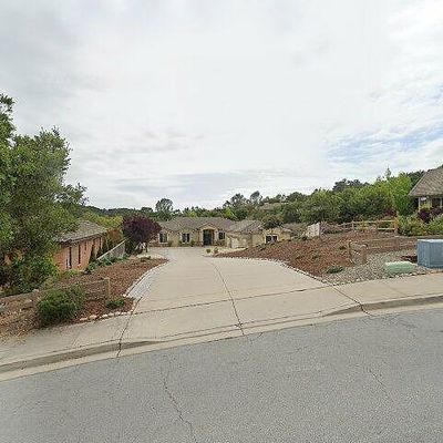 637 Rosemary Ct, Arroyo Grande, CA 93420