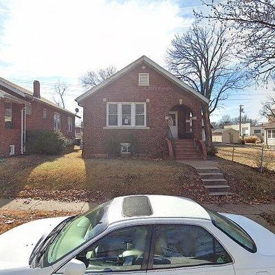 6632 Hoffman Ave, Saint Louis, MO 63139