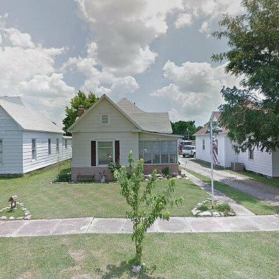 607 6th Street, Monett, MO 65708