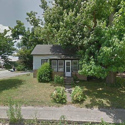 608 N Madison St, Marion, IL 62959