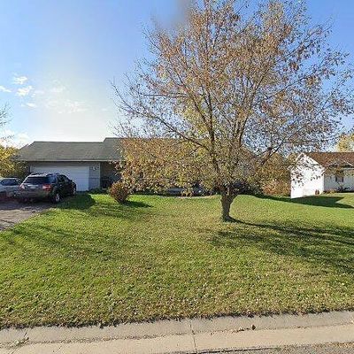 609 Hillcrest Dr, Roberts, WI 54023