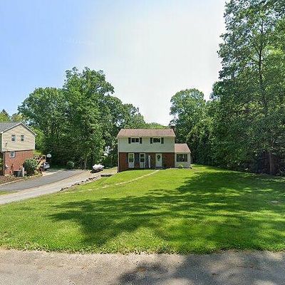 609 Westland Dr, Gibsonia, PA 15044