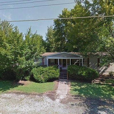 611 E Gardner Street, Benton, IL 62812