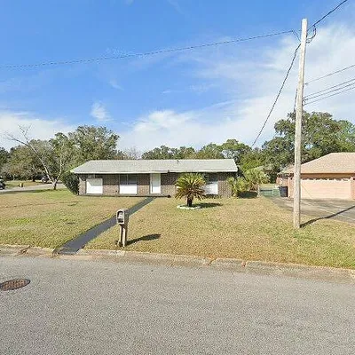 764 Boxwood Dr, Pensacola, FL 32503