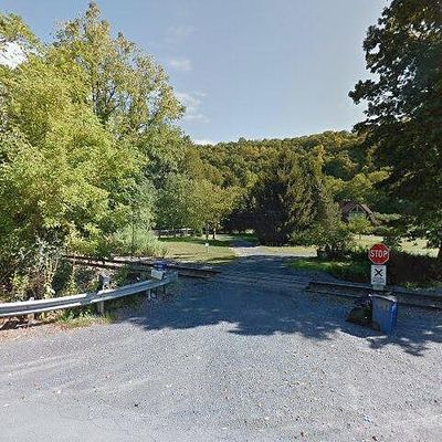 7769 Main St, Martins Creek, PA 18013