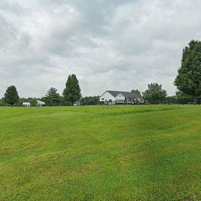 779 Kings, Waddy, KY 40076