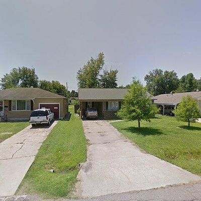 805 W Bain St, Dexter, MO 63841