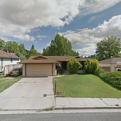 810 North St, Yreka, CA 96097