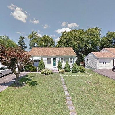 7 Maple Ridge Rd, Danbury, CT 06811