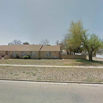 701 W 10 Th St, Plainview, TX 79072