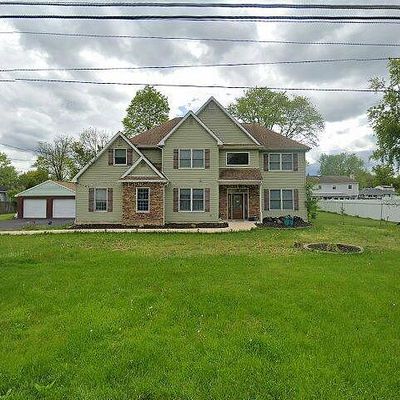 706 Clay Ave, Langhorne, PA 19047