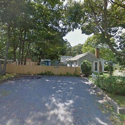 9 Victory Ln, South Yarmouth, MA 02664