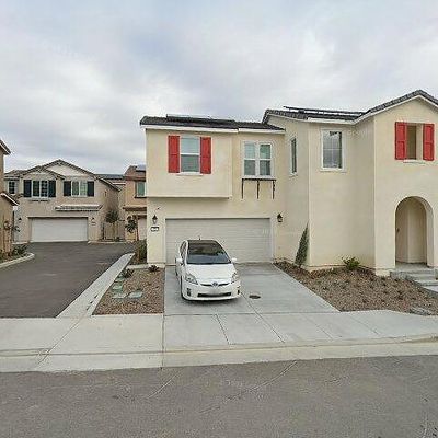 921 Helena Ridge #13, Lake Elsinore, CA 92530