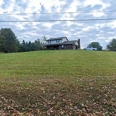 933 Line Rd, Jefferson Township, PA 18436