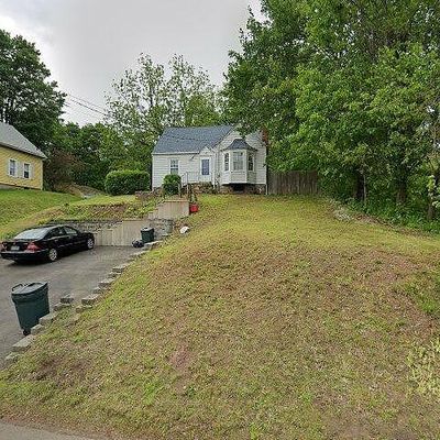 952 N Colony Rd, Meriden, CT 06450