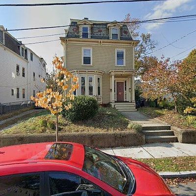 82 Hovey St, Watertown, MA 02472