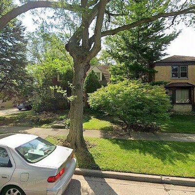 8448 Harding Ave, Skokie, IL 60076