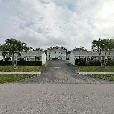 10084 Meridian Way N #2, Palm Beach Gardens, FL 33410