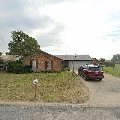 1014 S Ellis St, Shattuck, OK 73858