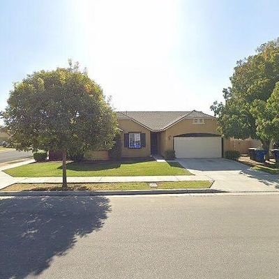 1023 Boxwood Ln, Lemoore, CA 93245