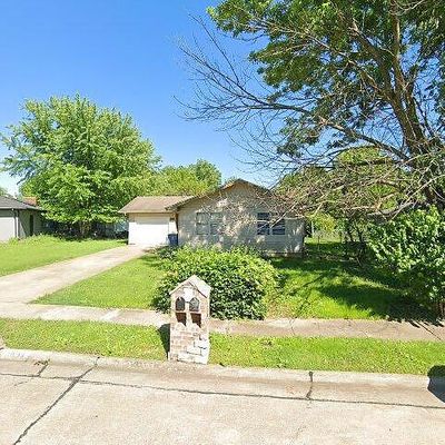 1024 E Scott St, Springfield, MO 65802