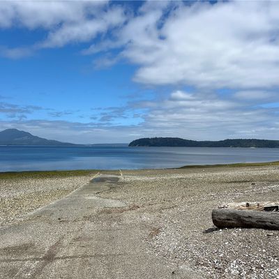 10253 Misery Point Rd Nw, Seabeck, WA 98380