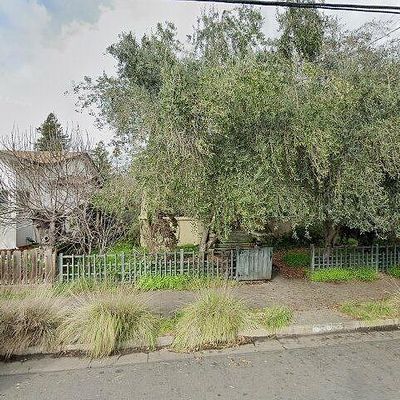 1027 Benton St, Santa Rosa, CA 95404