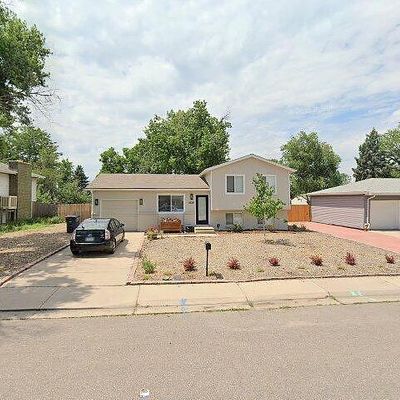 1029 S Newark St, Aurora, CO 80012