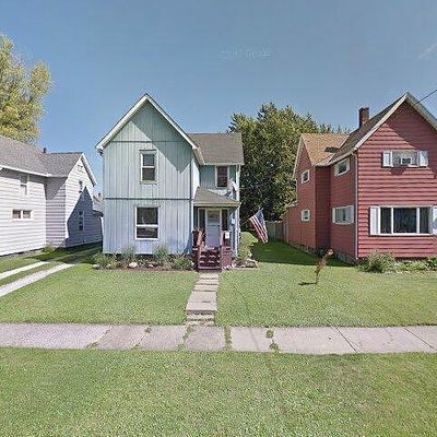 976 Buffalo St, Conneaut, OH 44030