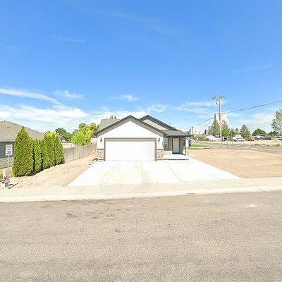 110 Little Cedar Dr, Hansen, ID 83334