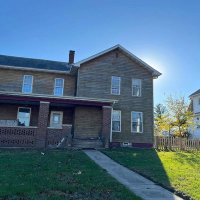 110 W Locust St, La Rose, IL 61541