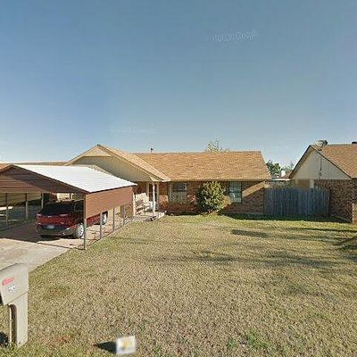 1101 W Gladys Way, Mustang, OK 73064